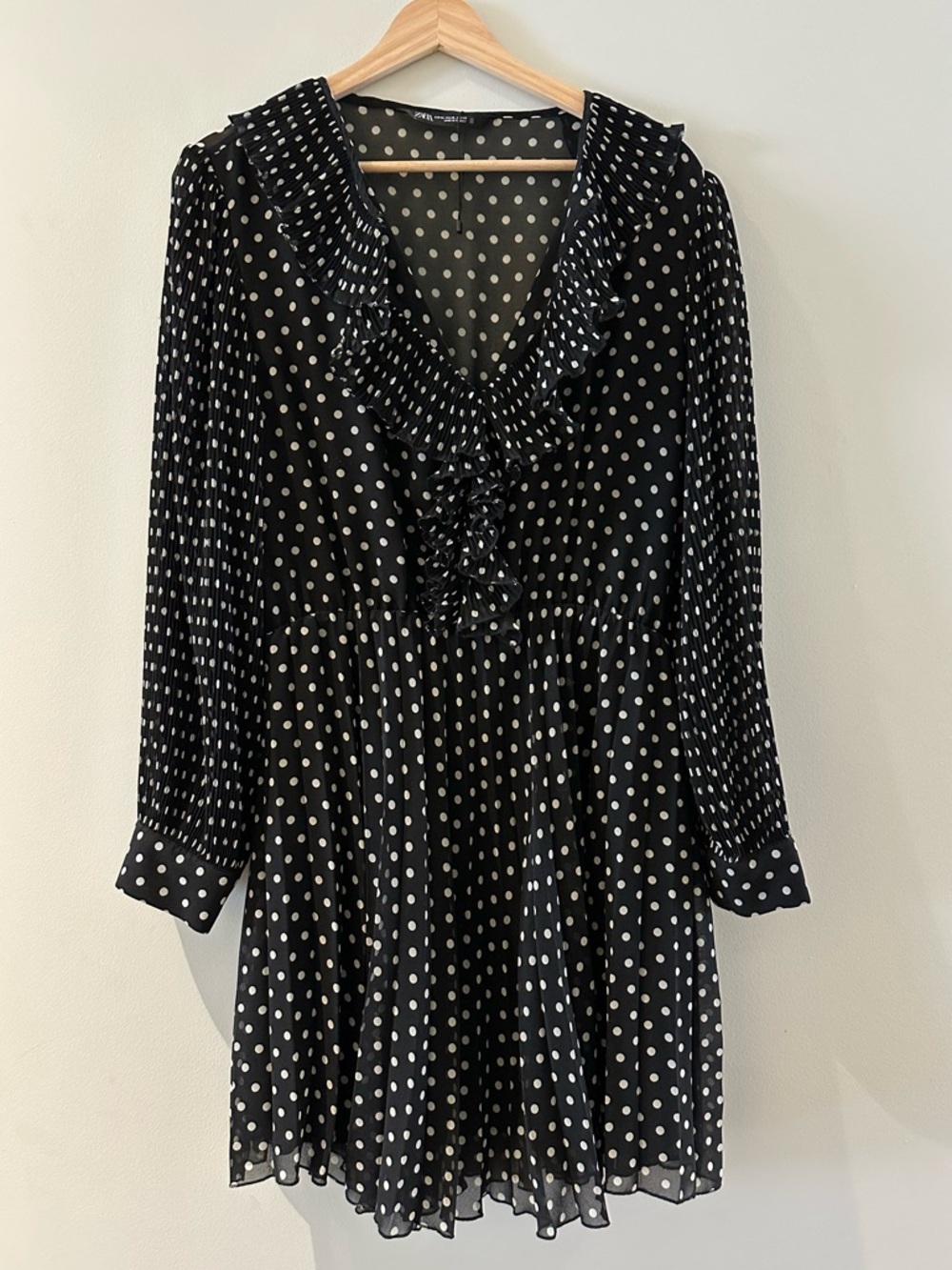 Zara Women’s Black Polka Dot Ruffle V-Neck Dress Sz XL